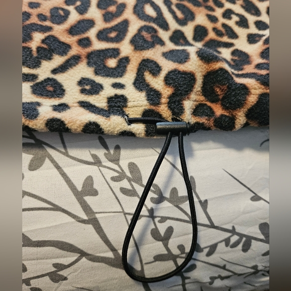 Pink Fleece - Picture 4 of 4